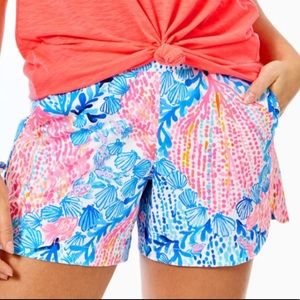 Lilly Pulitzer ocean view short sway this way